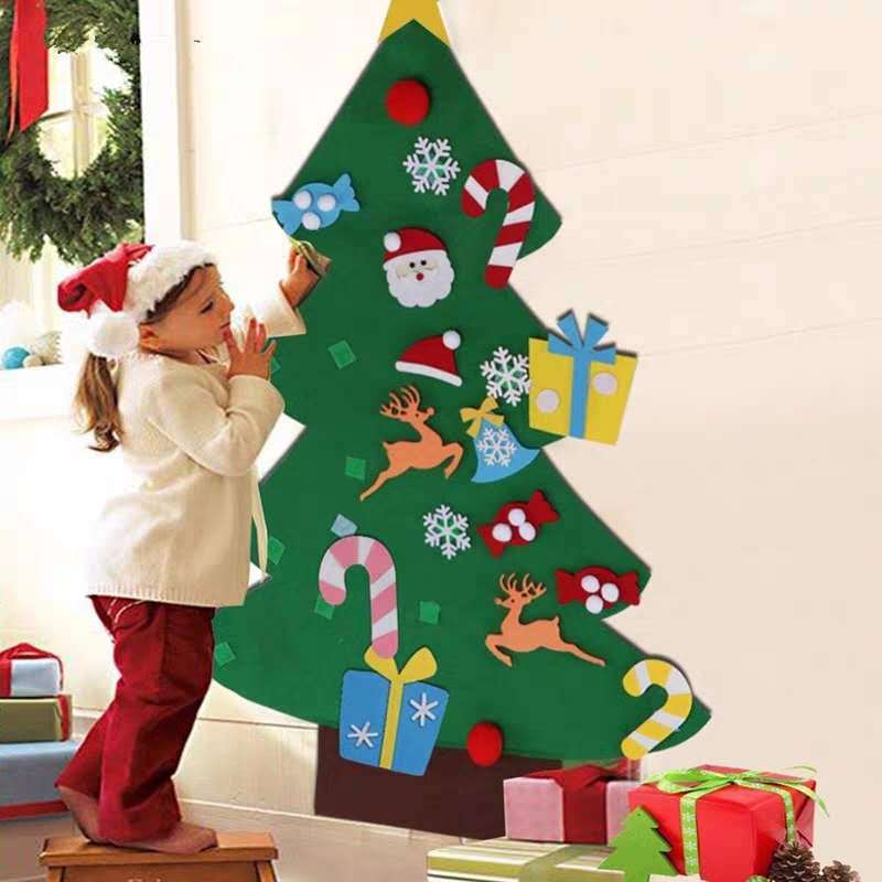 DIY Felt Christmas Tree